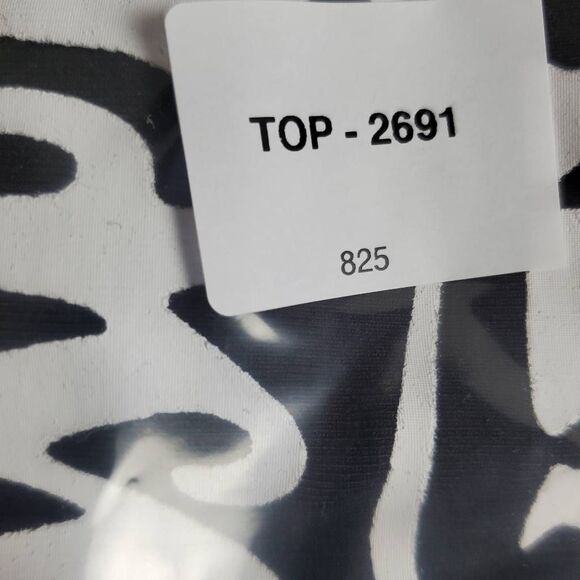 Flamingo Black Long Sleeve Graphic Top – “Smooth as Tennessee Whiskey” – Size XL - Picture 5 of 5